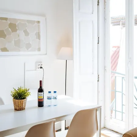 Behappy Apartments *